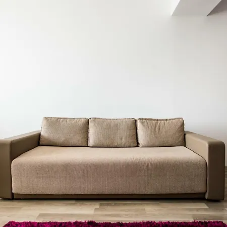 Apollo Summerland Apartment