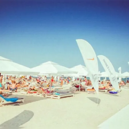 아파트 Apollo Summerland